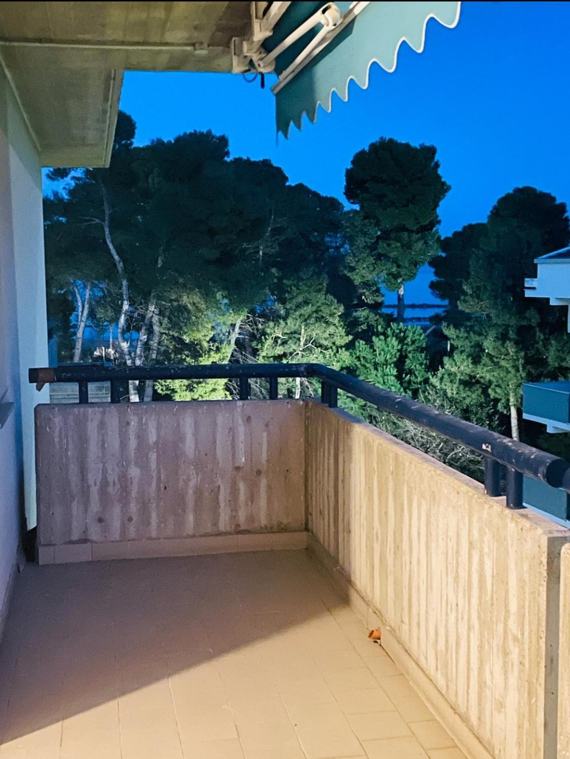 Attico Vista E Fronte Mare Zaffiroblu Con Posto Auto Lejlighed Montesilvano Marina Eksteriør billede